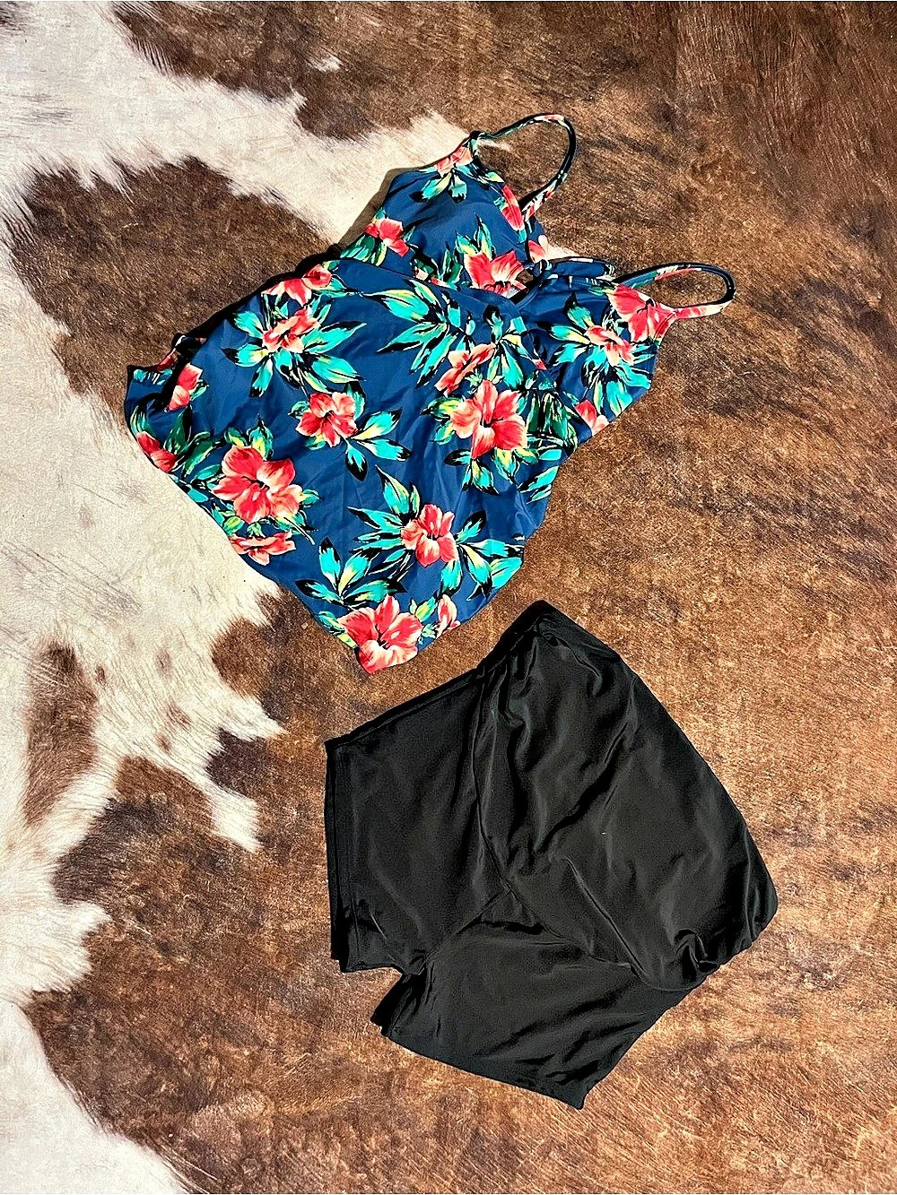 Maternity isebel &ingrid Floral Bikini Set in Blue & Pink Size Medium Like New